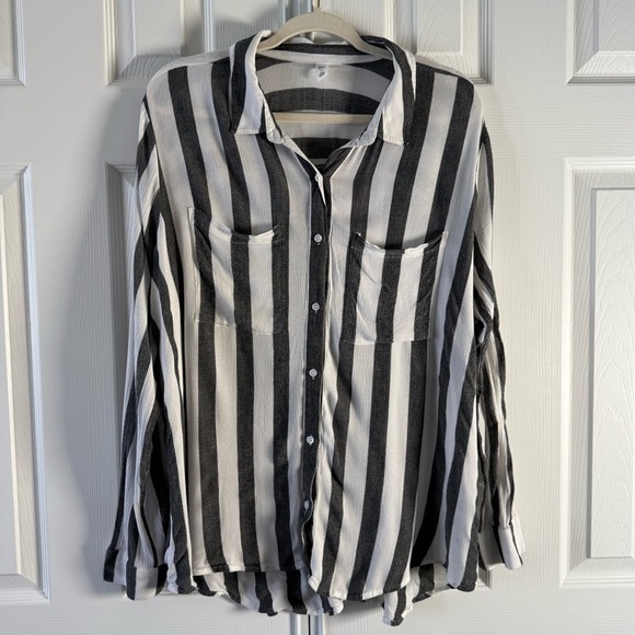 BP Gray and White Spring Striped Button-Up Shirt with Front Pockets Size XL - Picture 7 of 7
